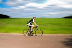 Bici e mal di schiena: la postura corretta